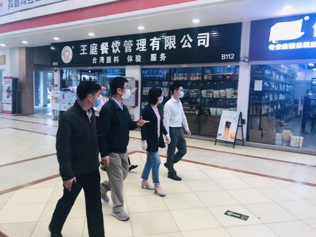 【市場動態】白云區委常委、統戰部部長謝素琪蒞臨金達咖啡飲城考察